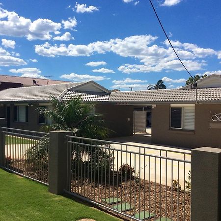 Bottletree Apartments On Garget Toowoomba Habitación foto